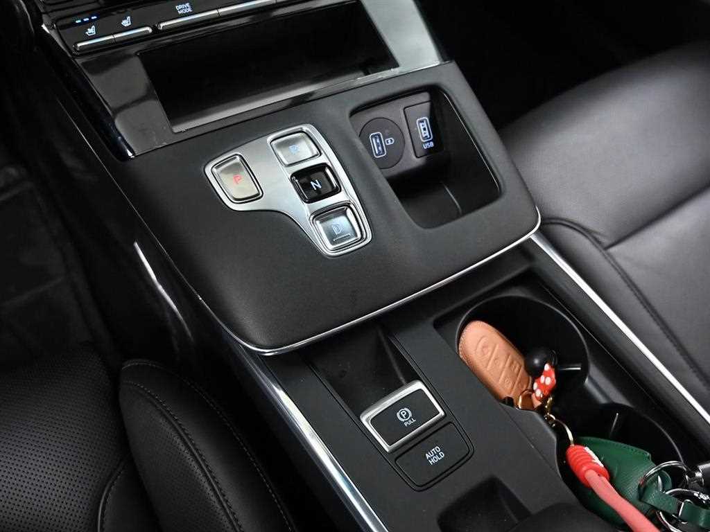 HYUNDAI Grandeur - Vista 9