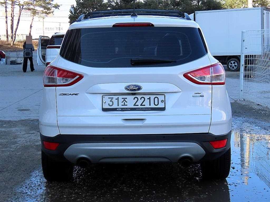 Ford Escape - Vista 4