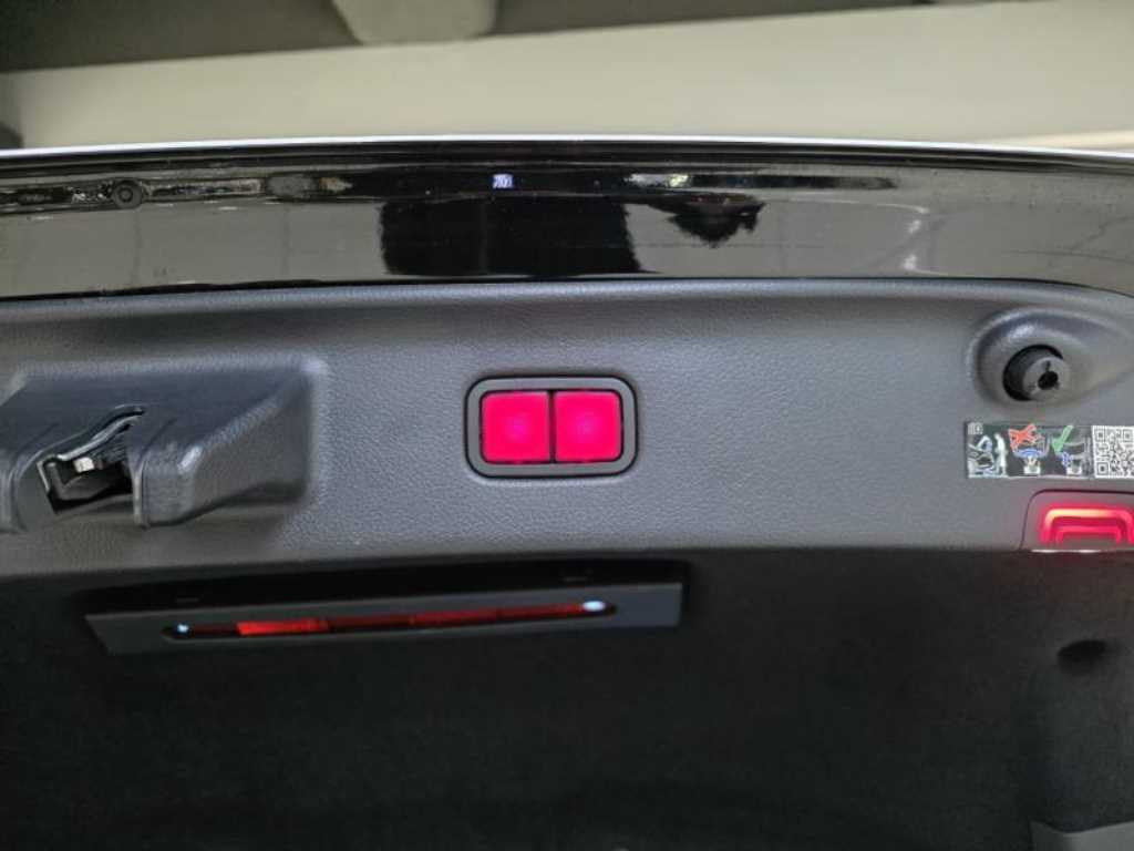 Mercedes Benz S Class - Vista 10