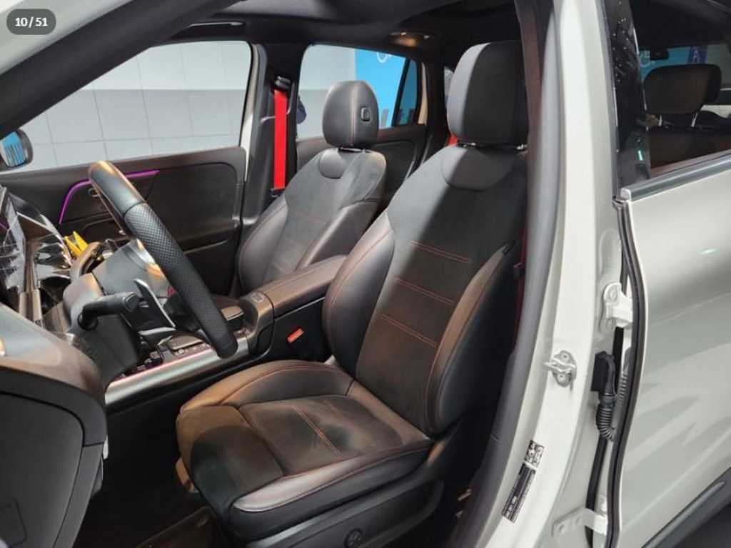 Mercedes Benz GLA Class - Vista 6