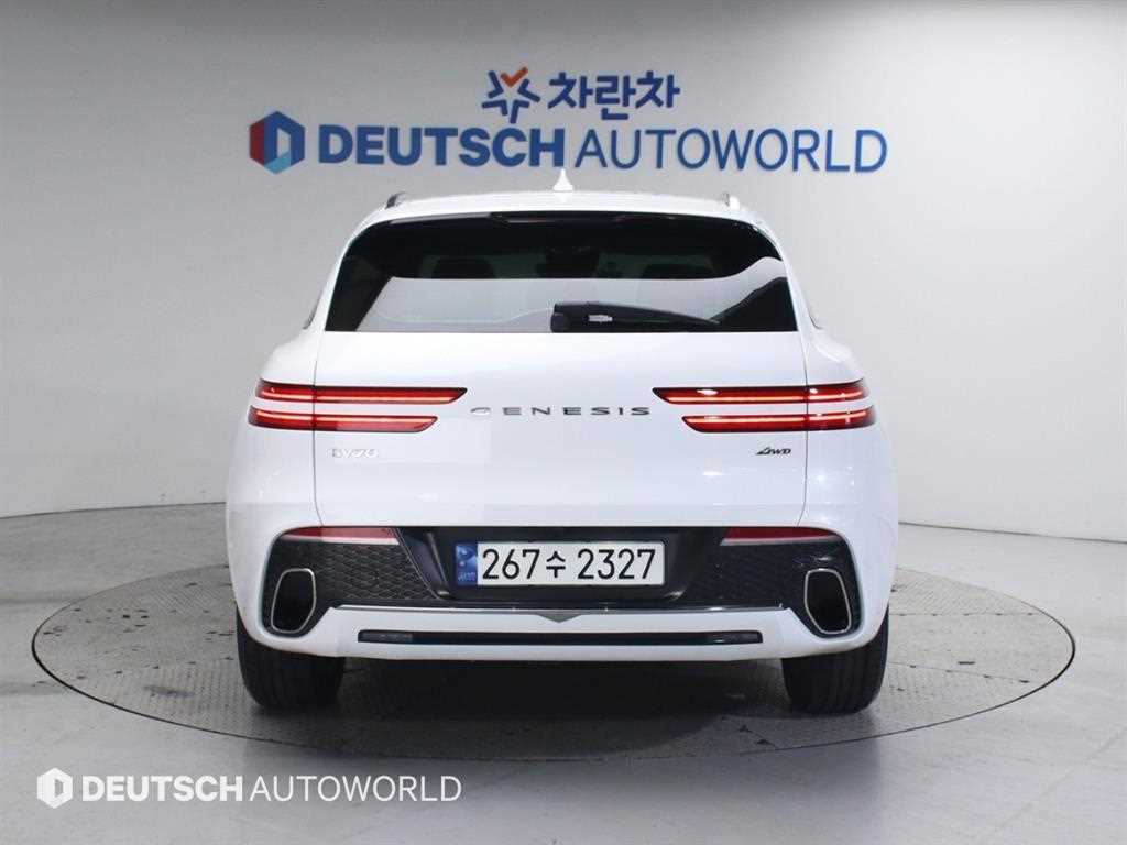 Genesis GV70 - Vista 4