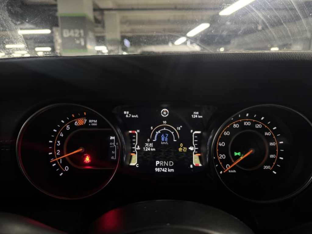 Jeep Wrangler - Vista 4