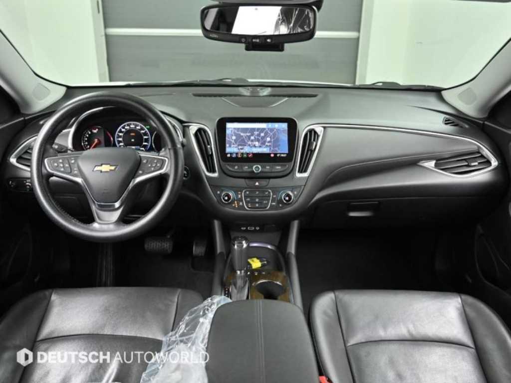 Chevrolet Malibu - Vista 7