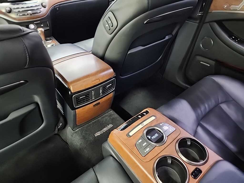 Ssangyong Chairman 2015 Negro - Importación desde Corea - HF Imports Iquique - Foto 13