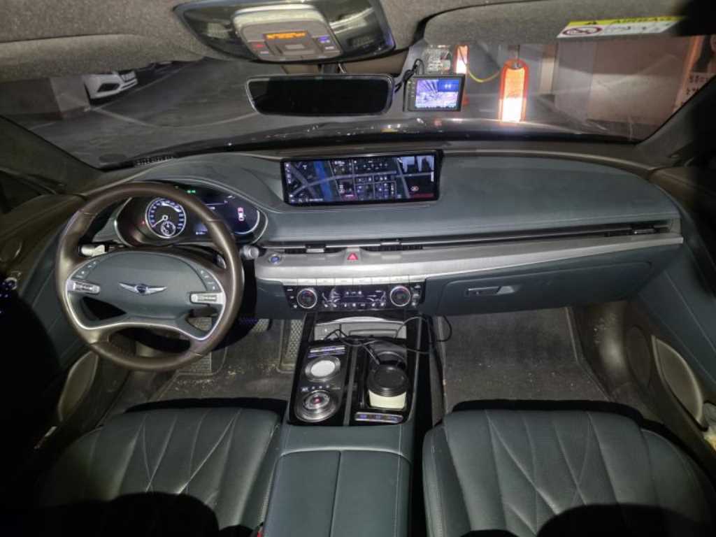 Genesis G80 - Vista 7