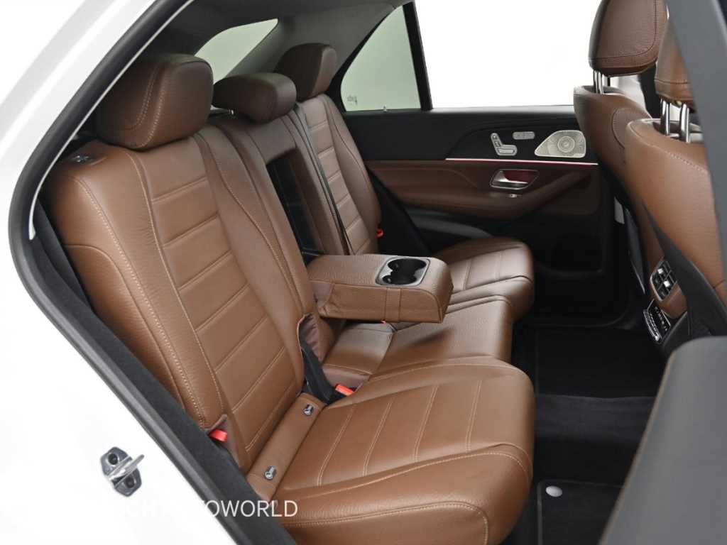 Mercedes Benz GLE Class - Vista 12