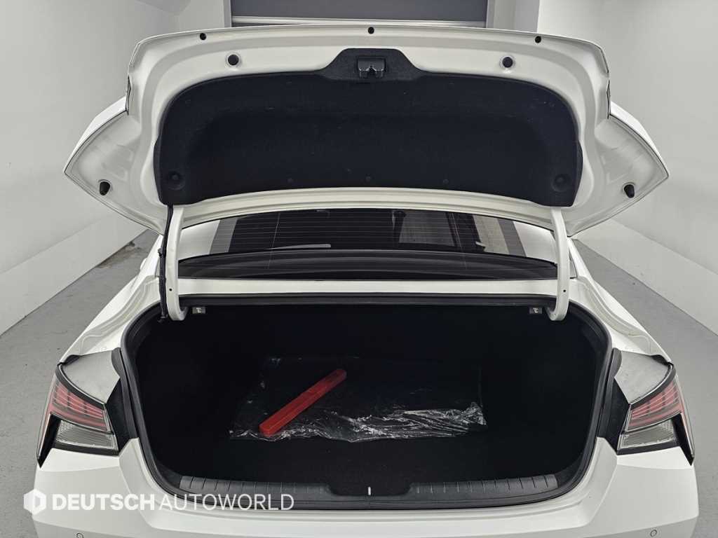 HYUNDAI Avante 2022 Blanco - Importación desde Corea - HF Imports Iquique - Foto 20