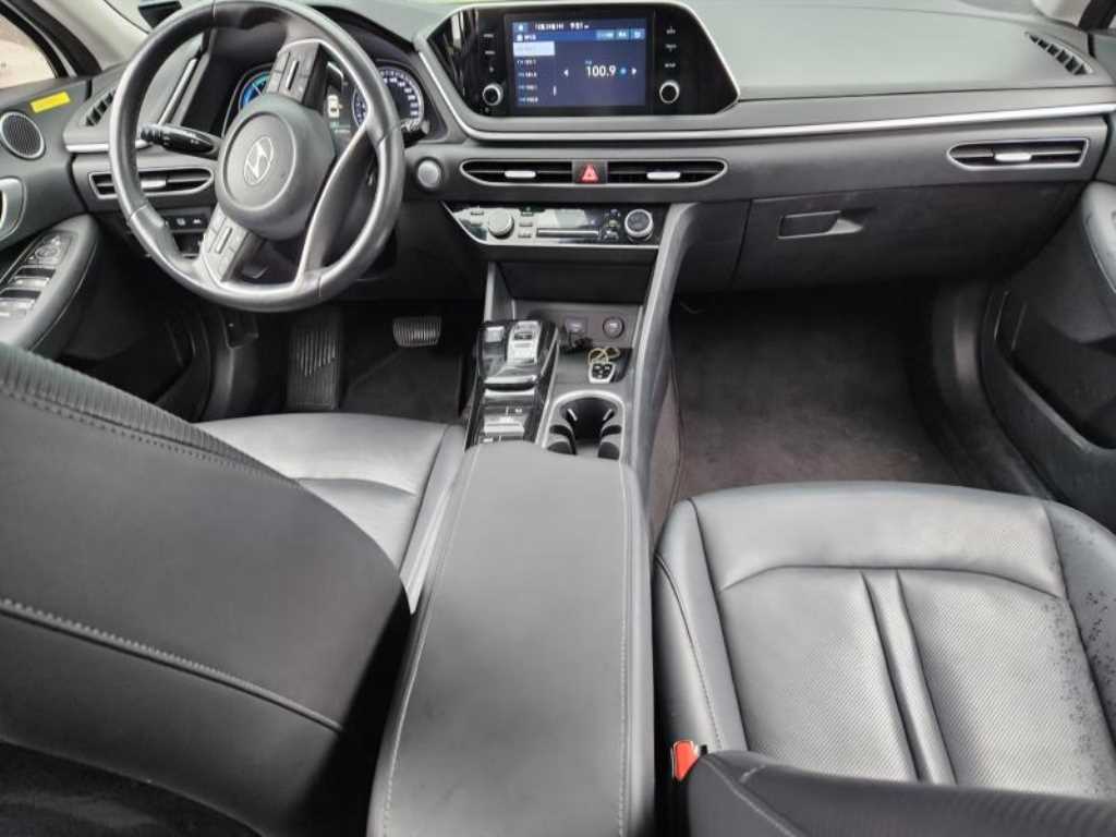 HYUNDAI Sonata - Vista 7