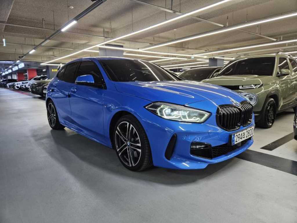 BMW 1 series 2022 Azul - Importación desde Corea - HF Imports Iquique - Foto 1