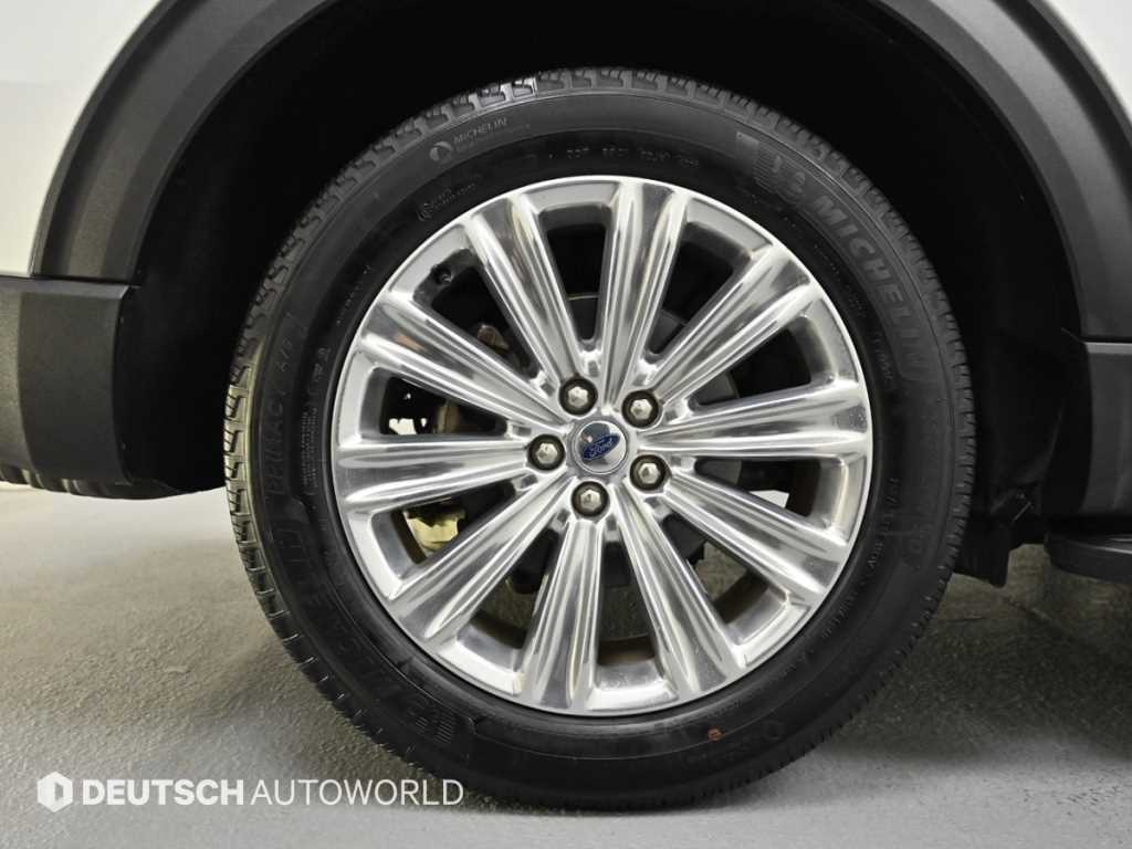 Ford Explorer - Vista 5