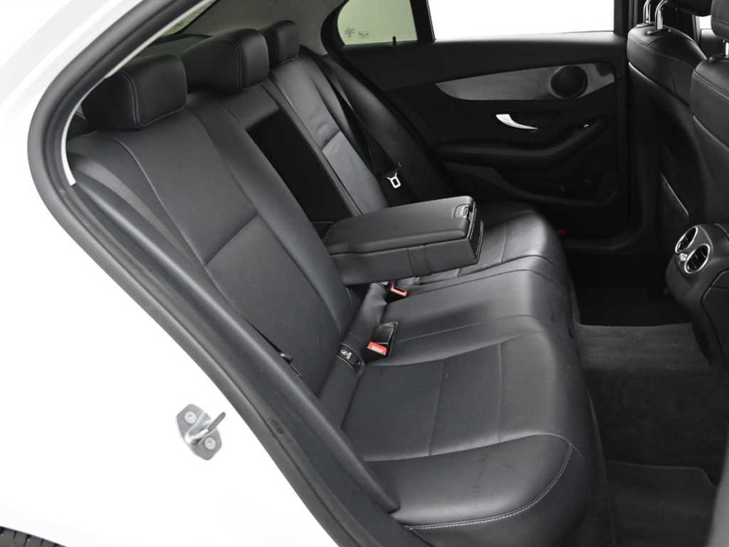 Mercedes Benz C Class - Vista 12