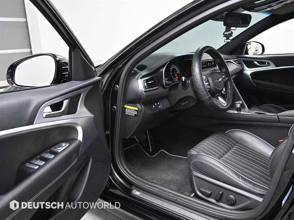 Genesis G70 - Vista 11