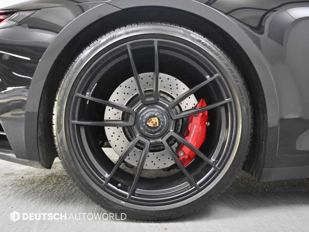 Porsche 911 - Vista 5