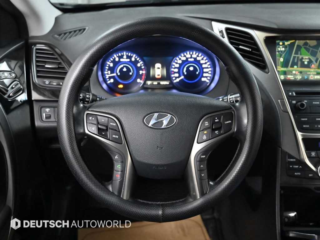 HYUNDAI Grandeur 2014 Negro - Importación desde Corea - HF Imports Iquique - Foto 13