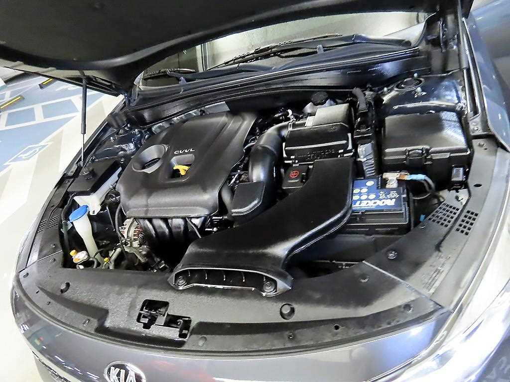 KIA K5 2017 Gris - Importación desde Corea - HF Imports Iquique - Foto 19