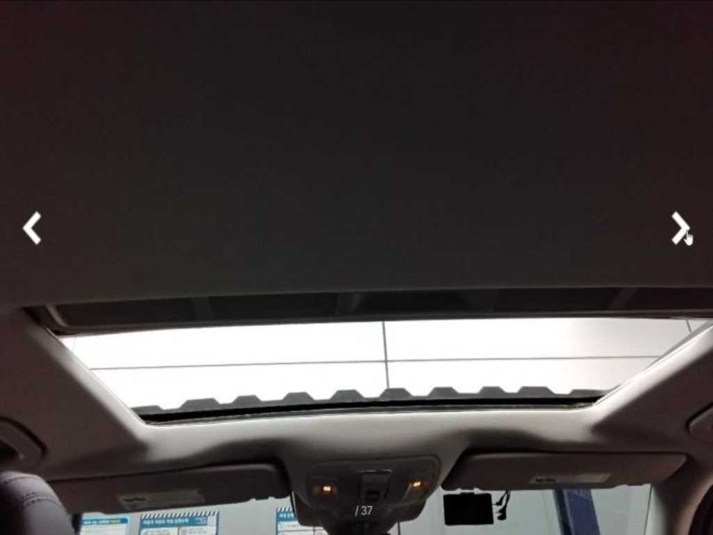 Mercedes Benz GLE Class - Vista 5