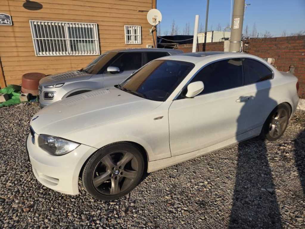 BMW 1 series - Vista 4