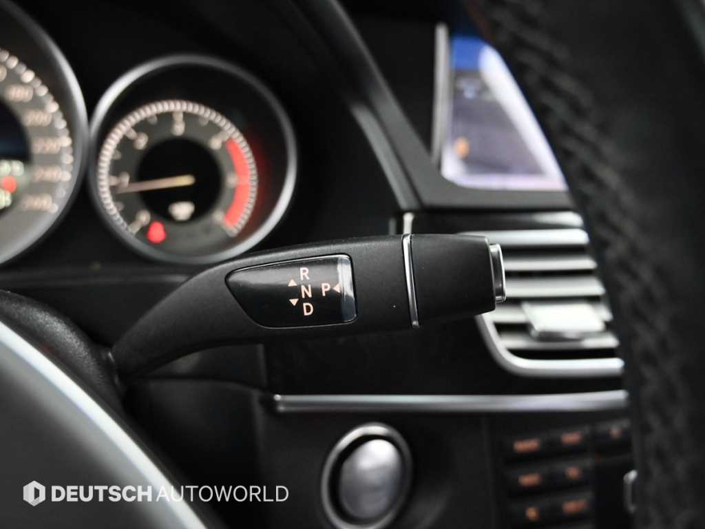 Mercedes Benz E class - Vista 9