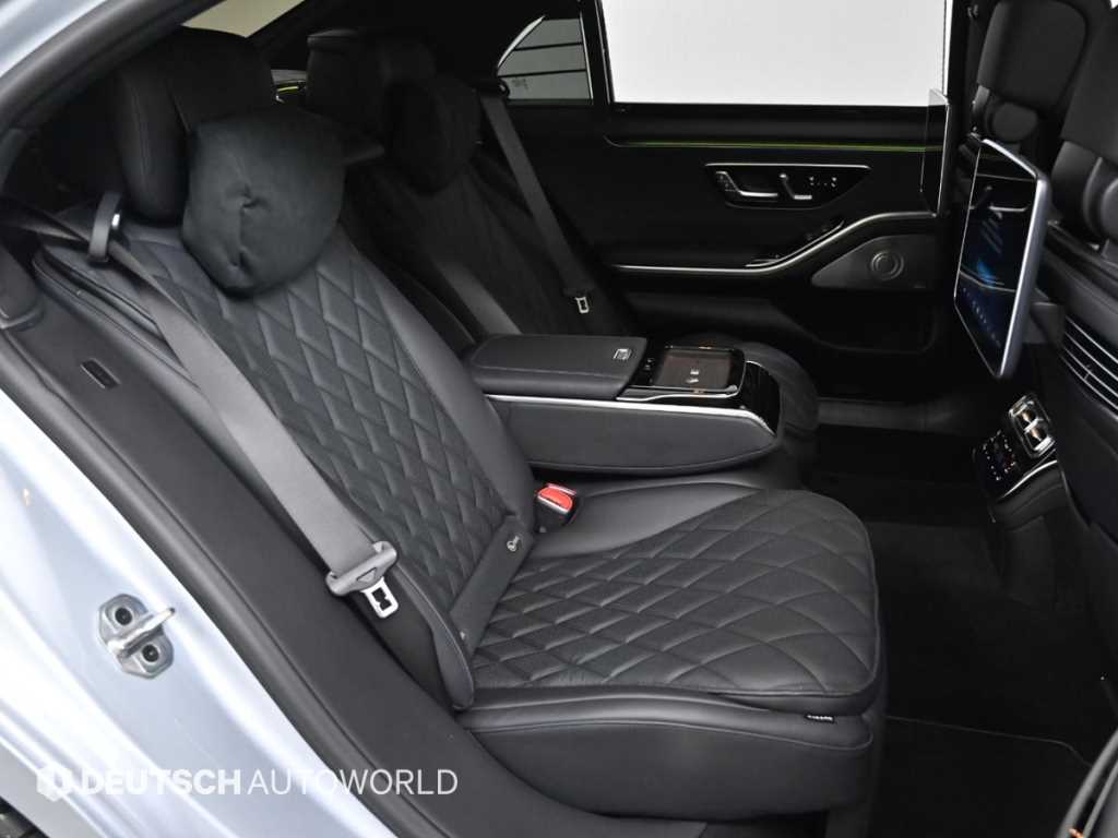 Mercedes Benz S Class - Vista 12