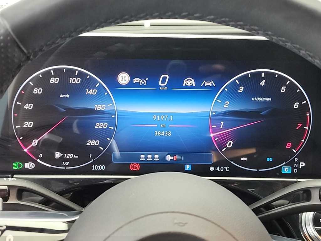 Mercedes Benz E class - Vista 7