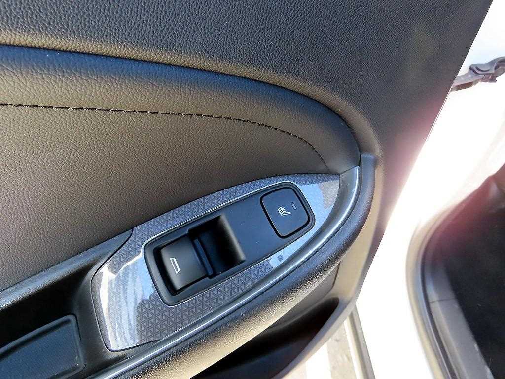 Chevrolet Malibu 2019 Blanco - Importación desde Corea - HF Imports Iquique - Foto 17