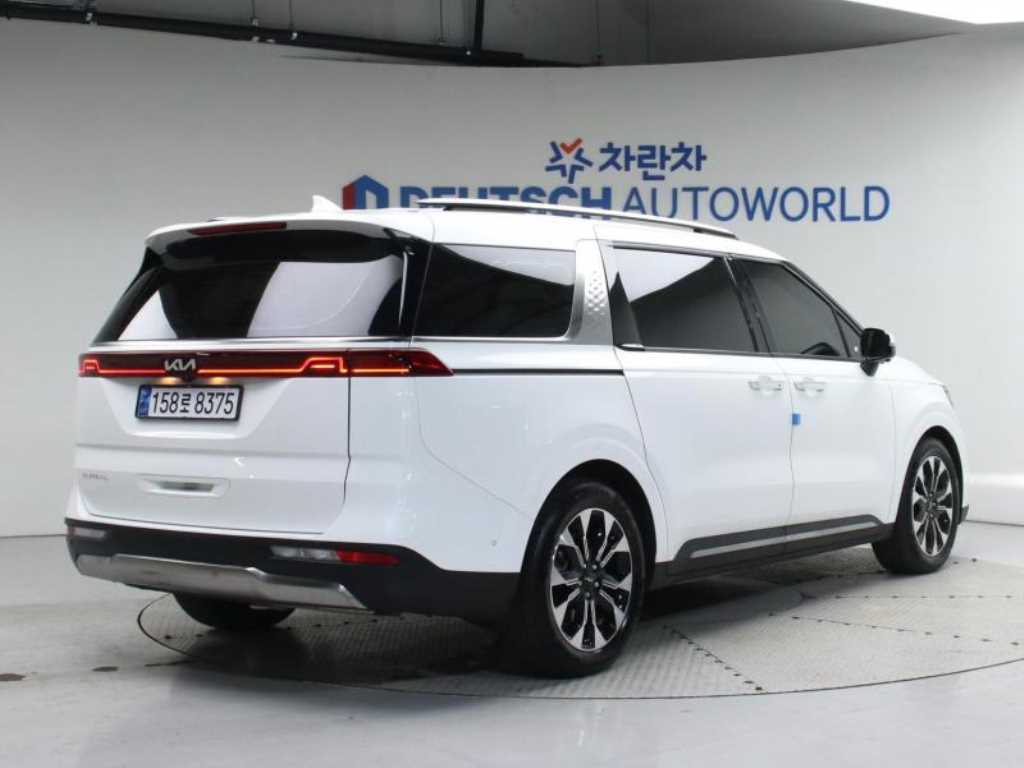 KIA Carnival - Vista 2