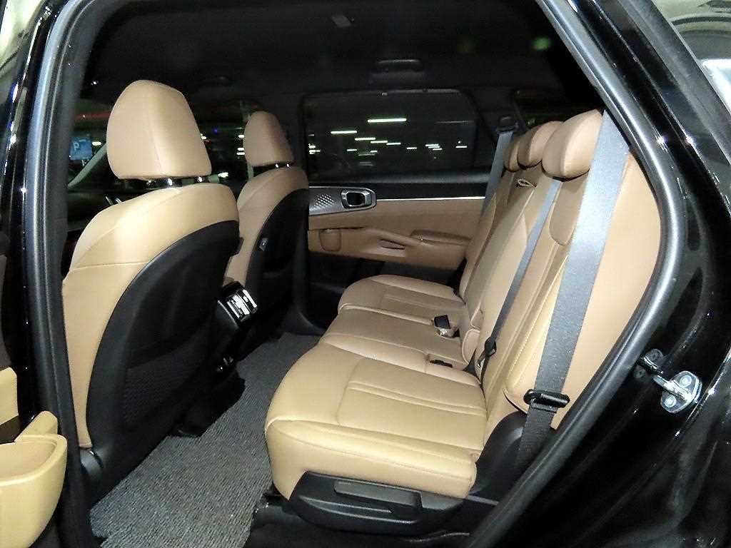 KIA Sorento - Vista 7
