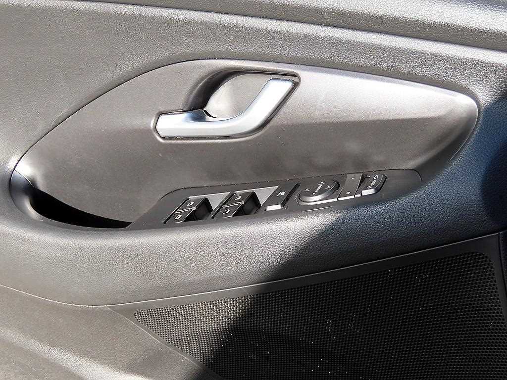 HYUNDAI i30 - Vista 11