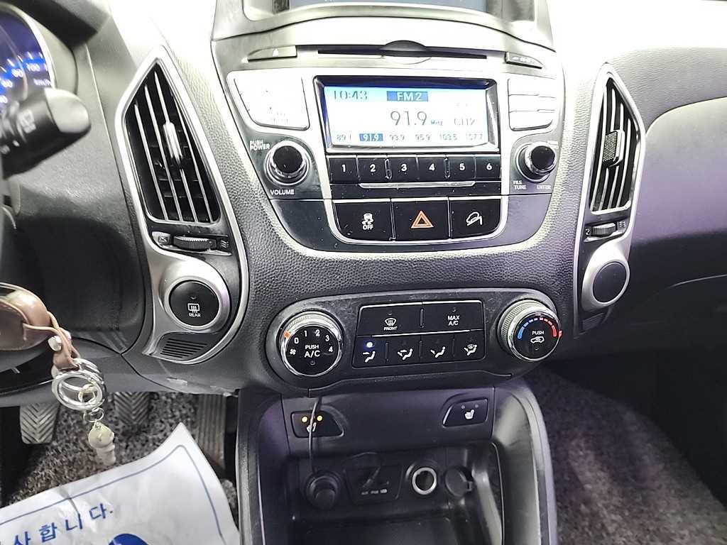 HYUNDAI Tucson - Vista 10
