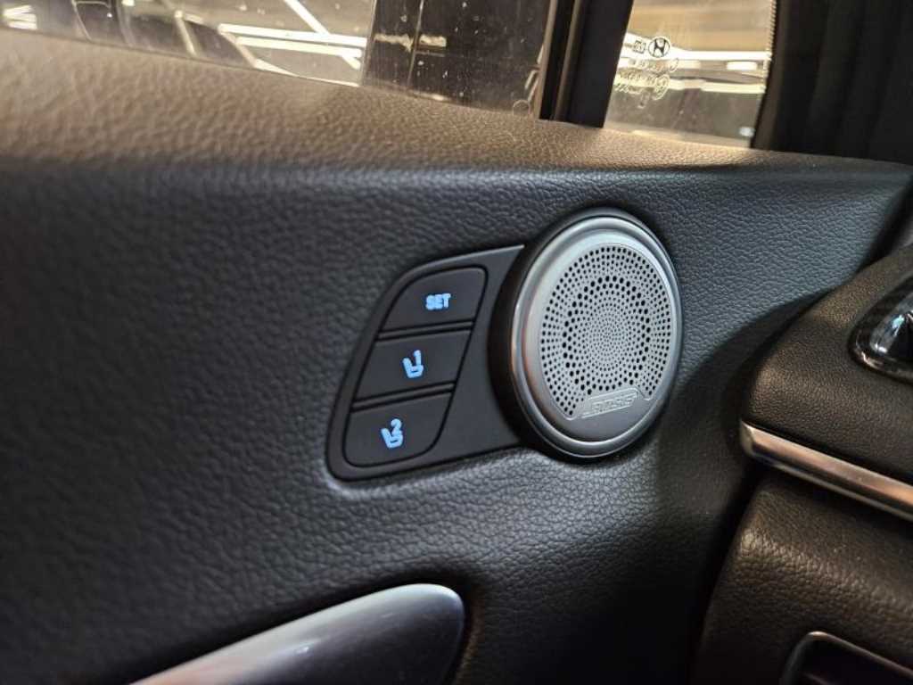 HYUNDAI Sonata - Vista 10