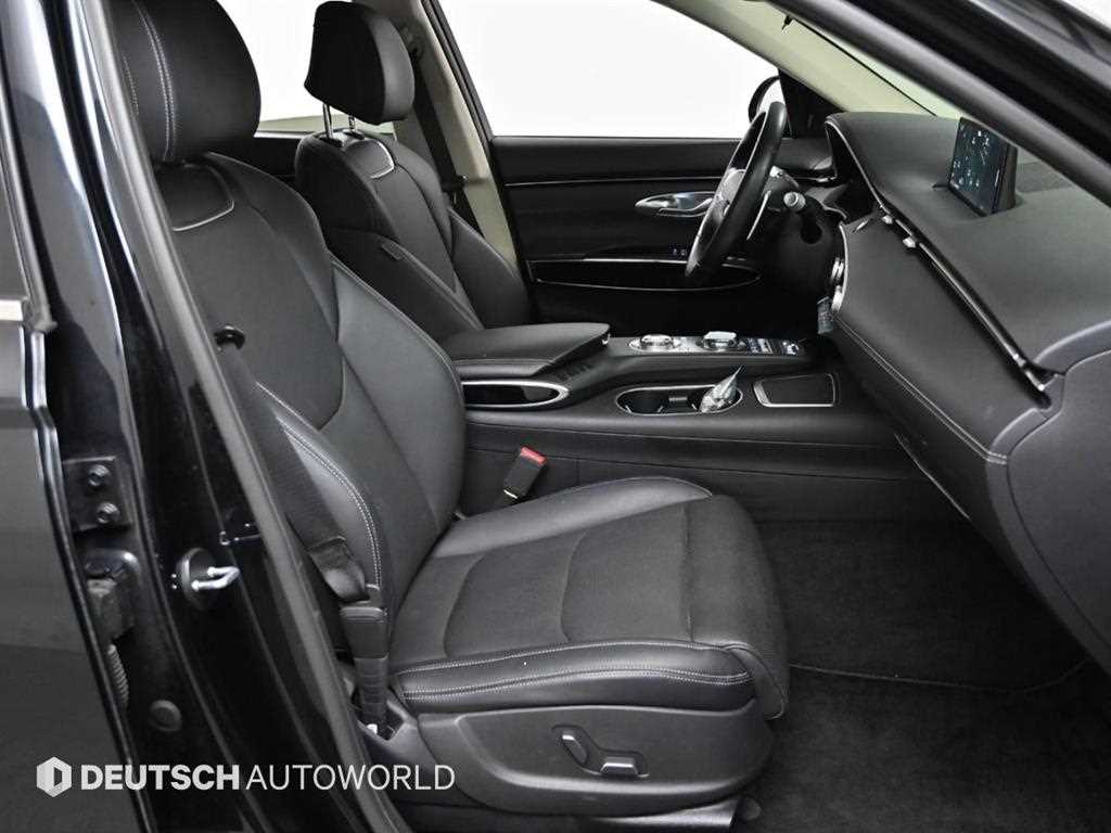 Genesis GV70 - Vista 10