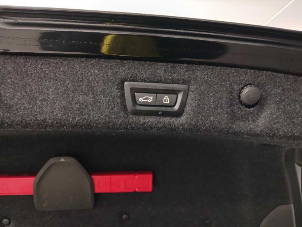 BMW 5 Series 2021 Negro - Importación desde Corea - HF Imports Iquique - Foto 17