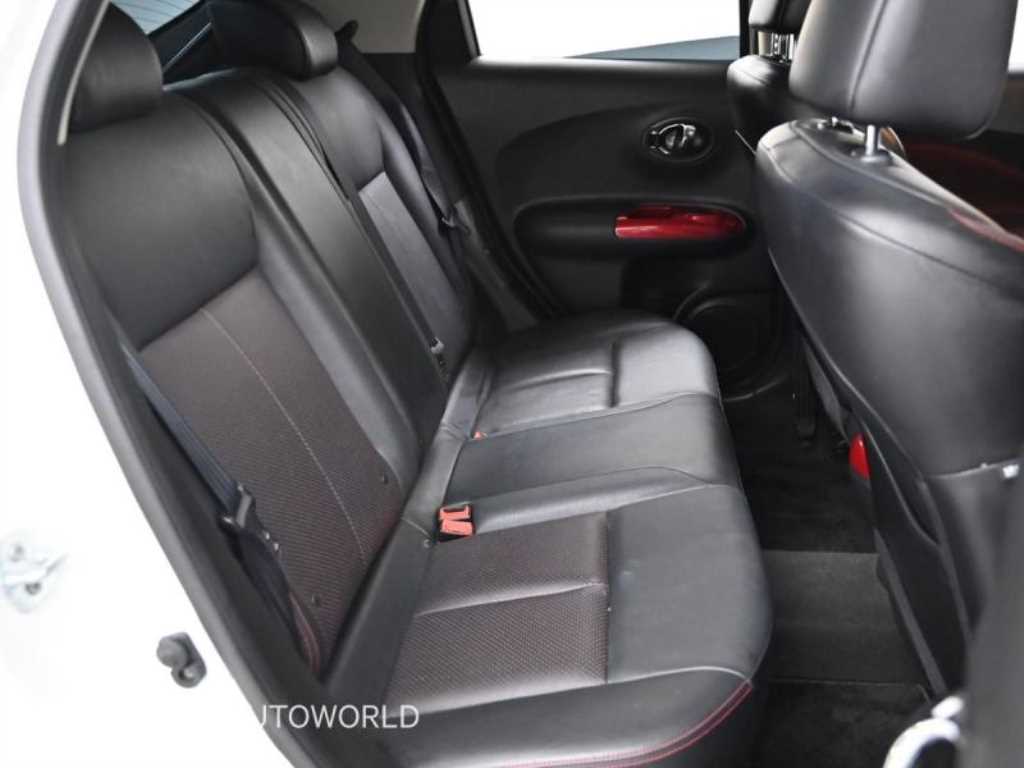 Nissan Juke - Vista 12