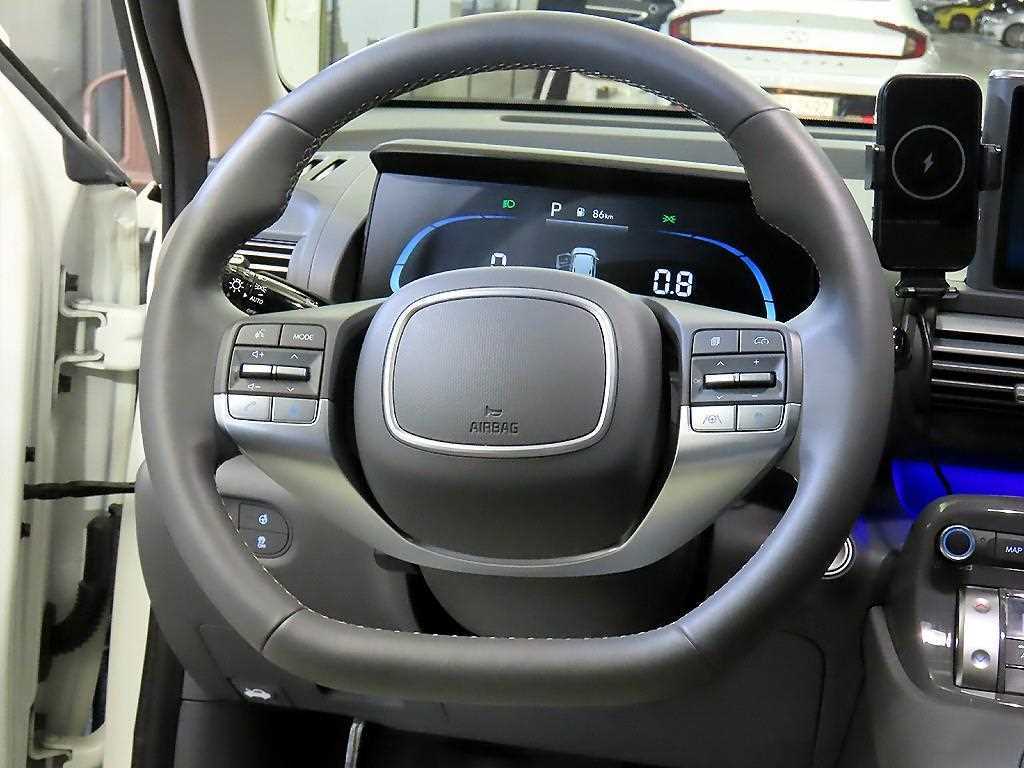 HYUNDAI Casper - Vista 8