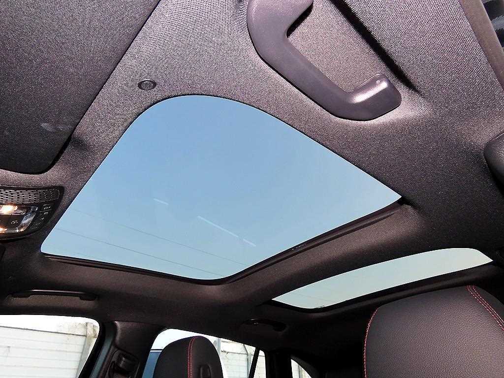 Mercedes Benz GLA Class 2025 Negro - Importación desde Corea - HF Imports Iquique - Foto 16