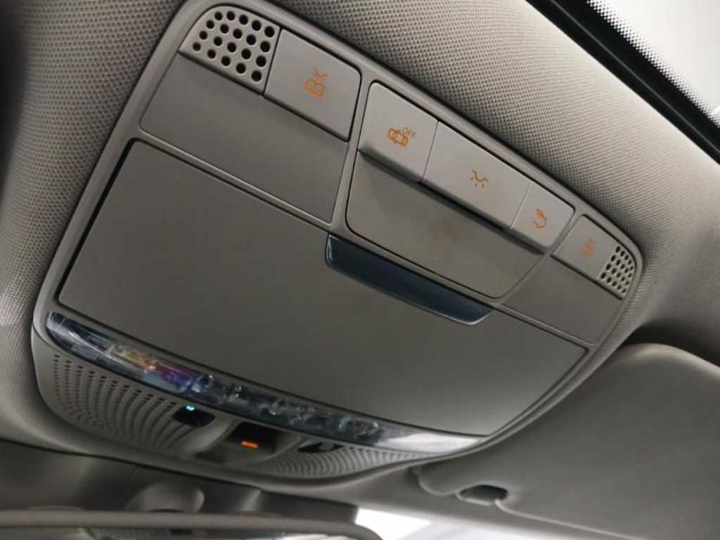 Mercedes Benz C Class 2015 Blanco - Importación desde Corea - HF Imports Iquique - Foto 16