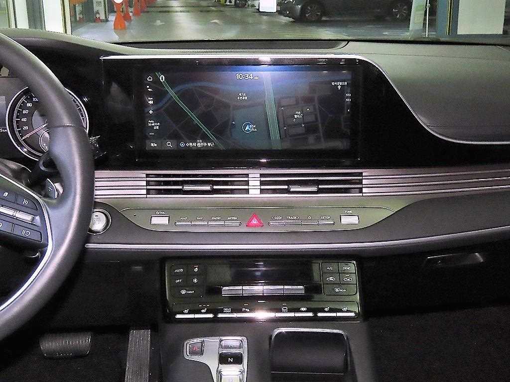 HYUNDAI Grandeur - Vista 11