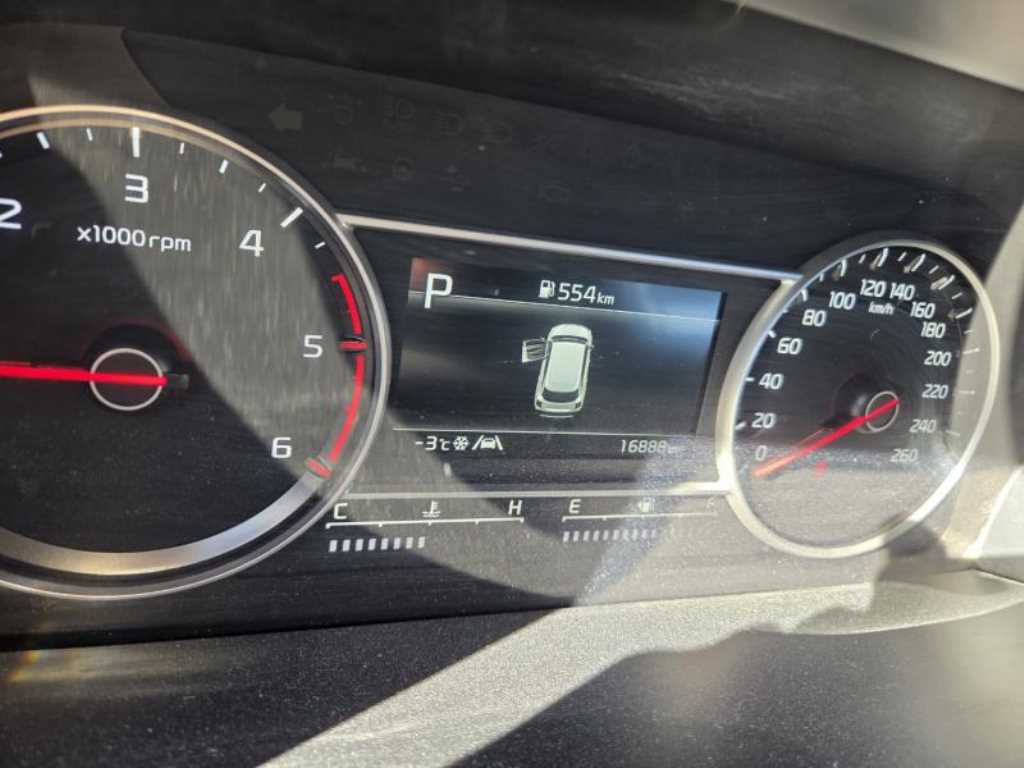 KIA Sorento - Vista 7