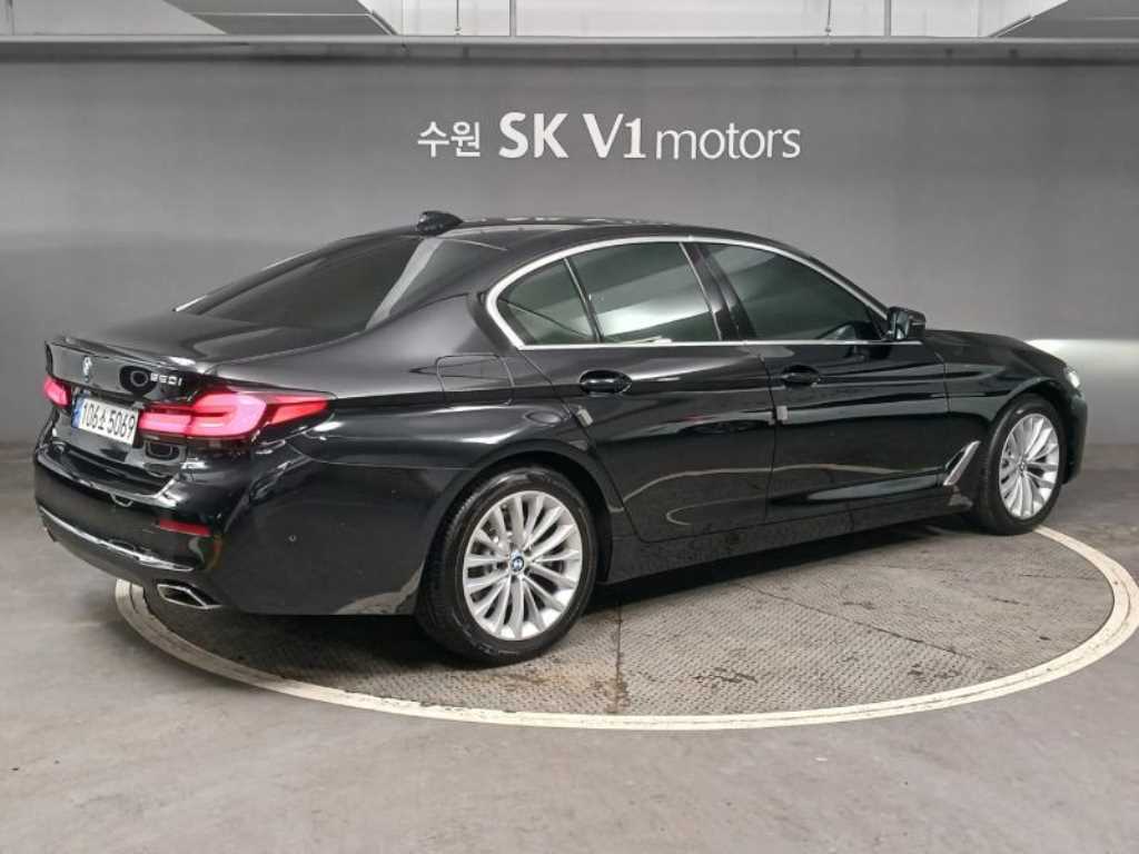 BMW 5 Series - Vista 4