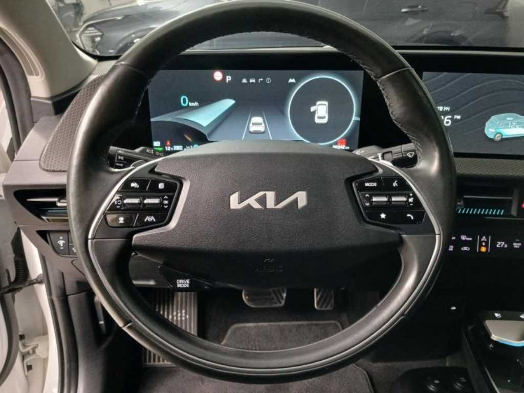 KIA EV6 - Vista 11