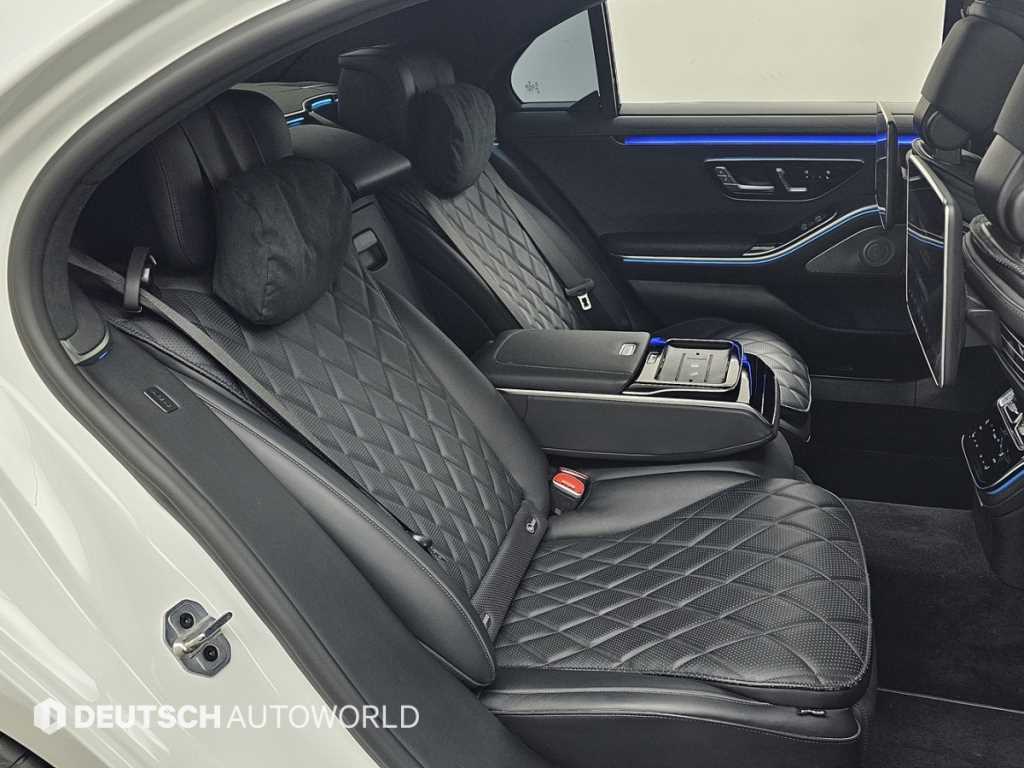 Mercedes Benz S Class - Vista 12