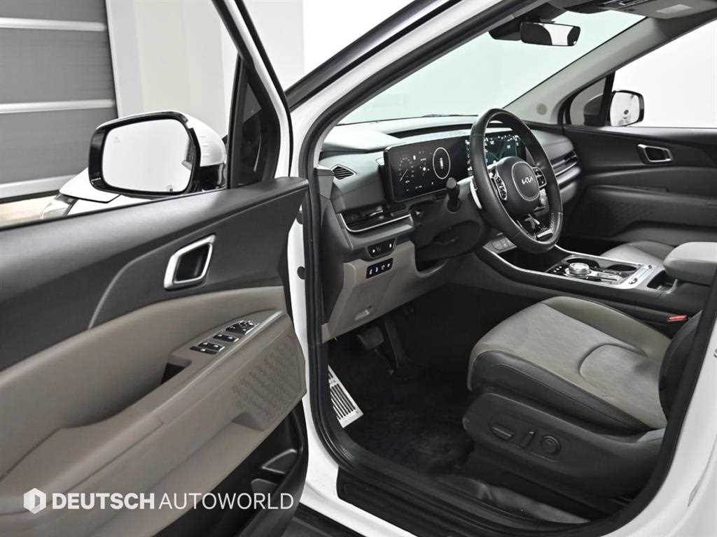 KIA Carnival - Vista 11