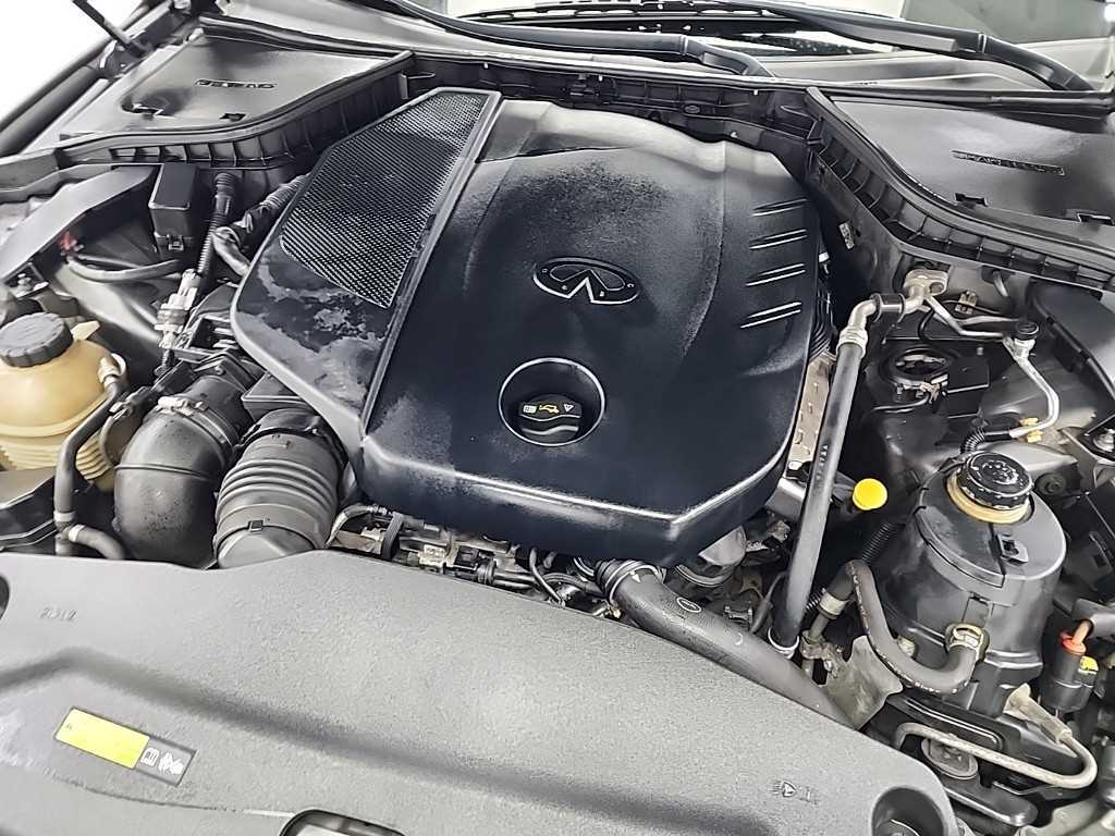 Infiniti Q - Vista 5