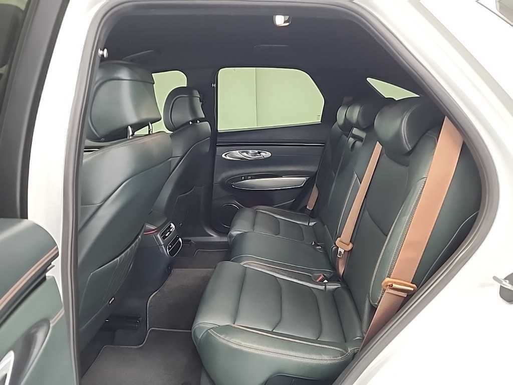 Genesis GV70 - Vista 12