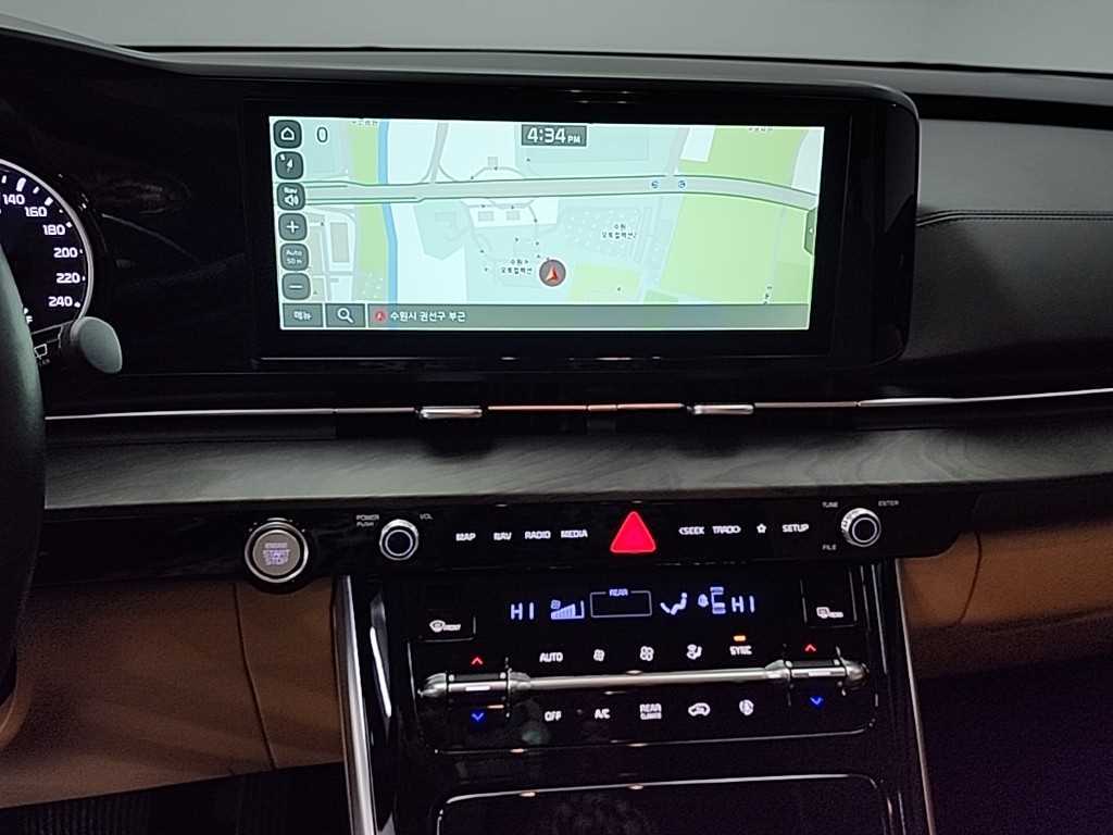 KIA Carnival - Vista 10