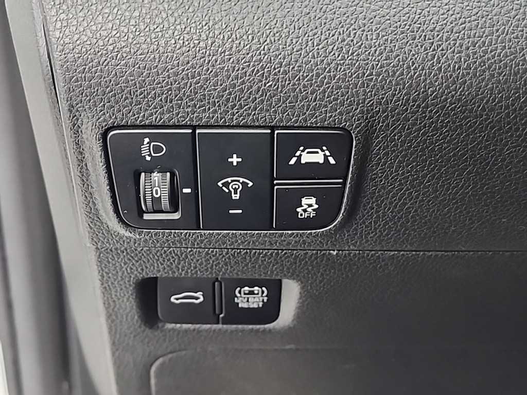 KIA K5 2023 Blanco - Importación desde Corea - HF Imports Iquique - Foto 17