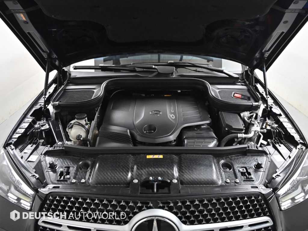 Mercedes Benz GLE Class - Vista 6