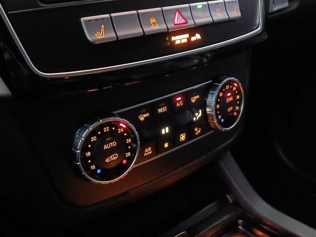 Mercedes Benz GLE Class - Vista 11