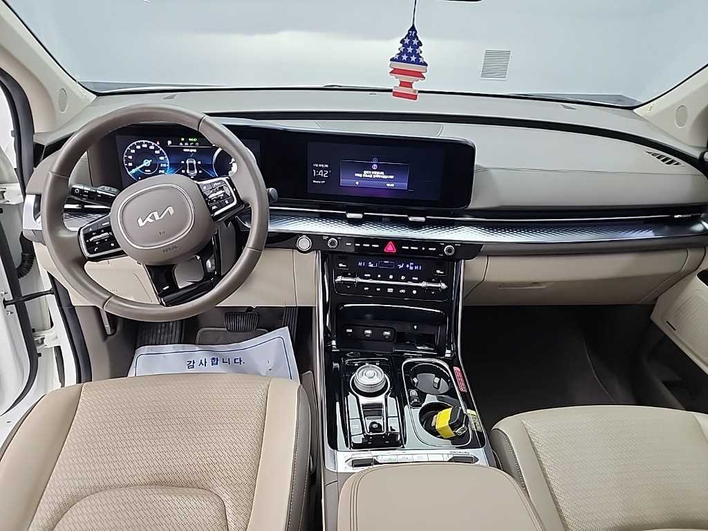 KIA Carnival - Vista 7