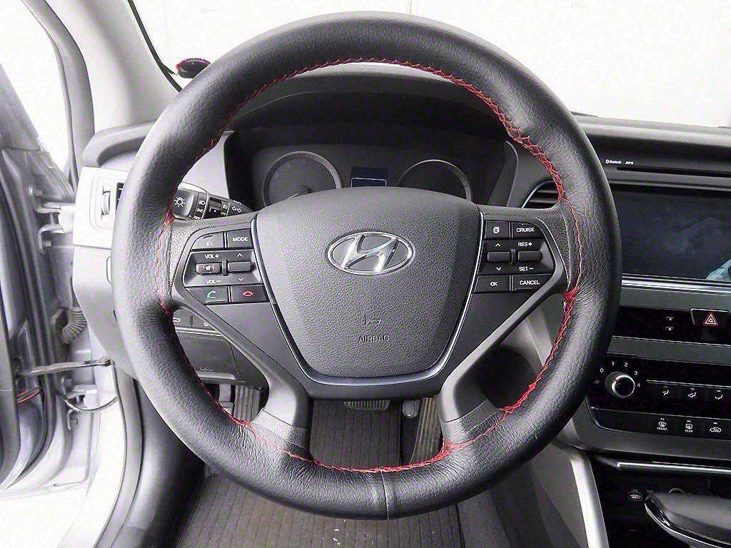 HYUNDAI Sonata - Vista 10